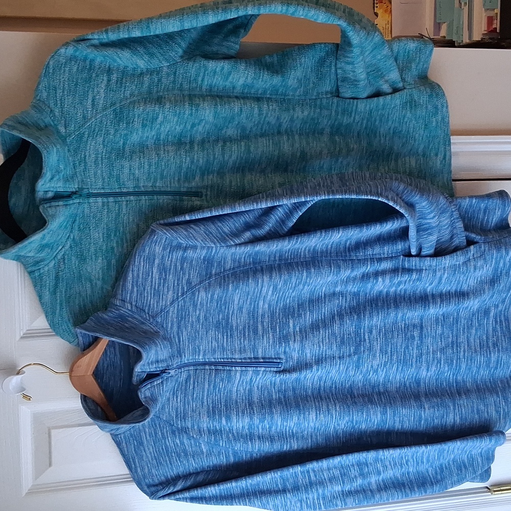 2 St. John's Bay Pullovers Quarter Zip And Pouch Pockets Heathered Blue Green